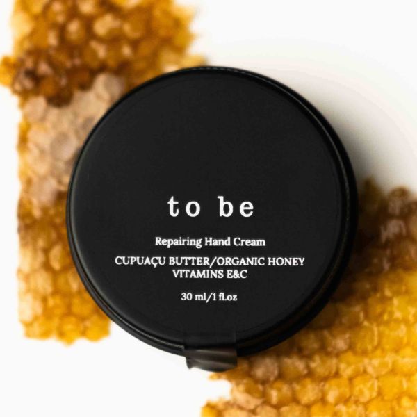 Глибоке зволоження, антистресовий захист і відновлення: новий крем для рук «to be» з купуасу та Jelly Bush