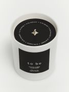 Парфумована соєва свічка WOODY AMBER