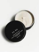 Repairing hand cream with organic honey extract and cupuaçu butter